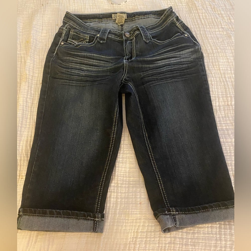 Earl jeans cropped size 10